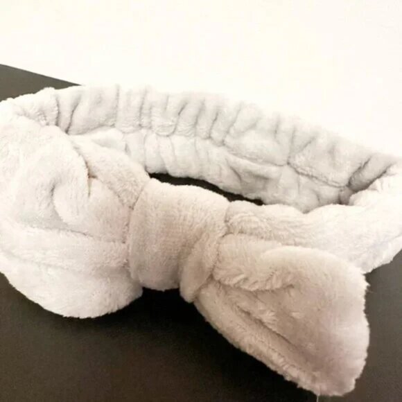 Soft Bath Headband - Picture 3 of 4